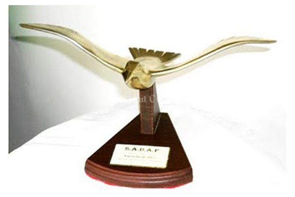 Premio “Gaviota de Oro” LITERARIA
