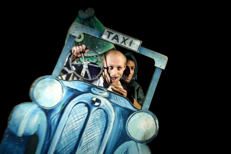 El Teatro Negro de Praga en Madryn