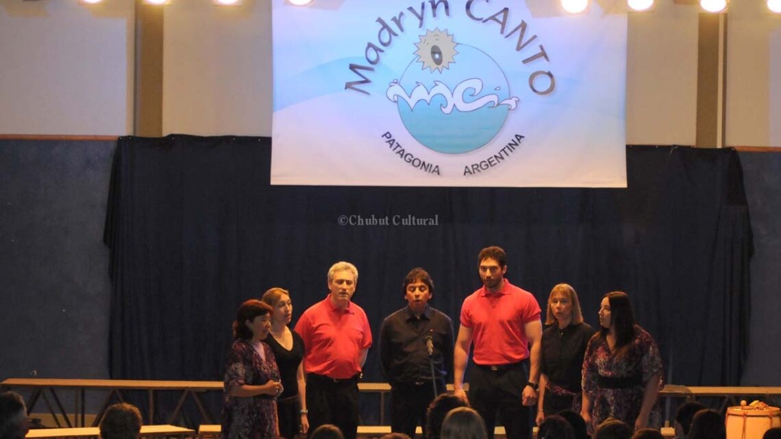 » Madryn Canto 2010 » 3ra. noche