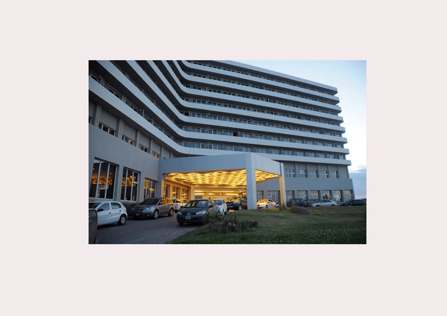 Poesía de Harry Troncoso en el Rayentray