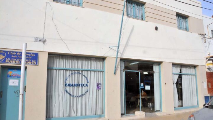 LA BIBLIOTECA MUNICIPAL CUMPLIÓ 76 AÑOS