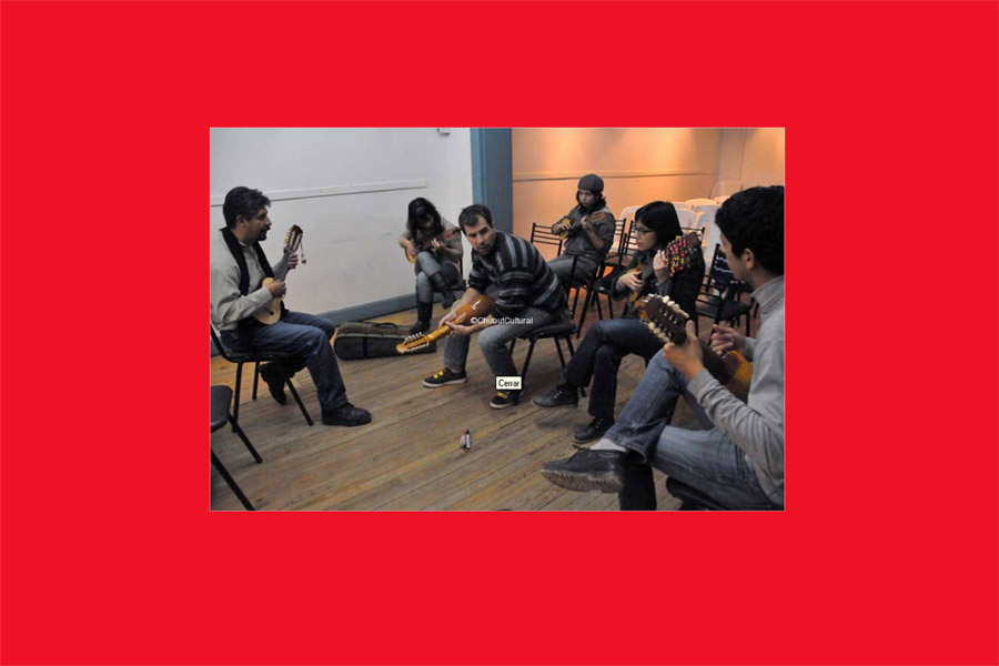 Charangos del sur. Sonidos de Perú