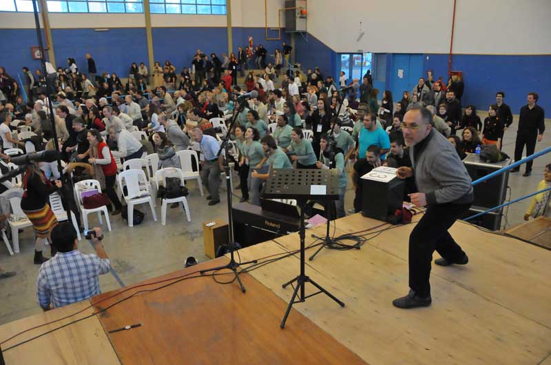 «Cantando el mundo»: el lema del simposio