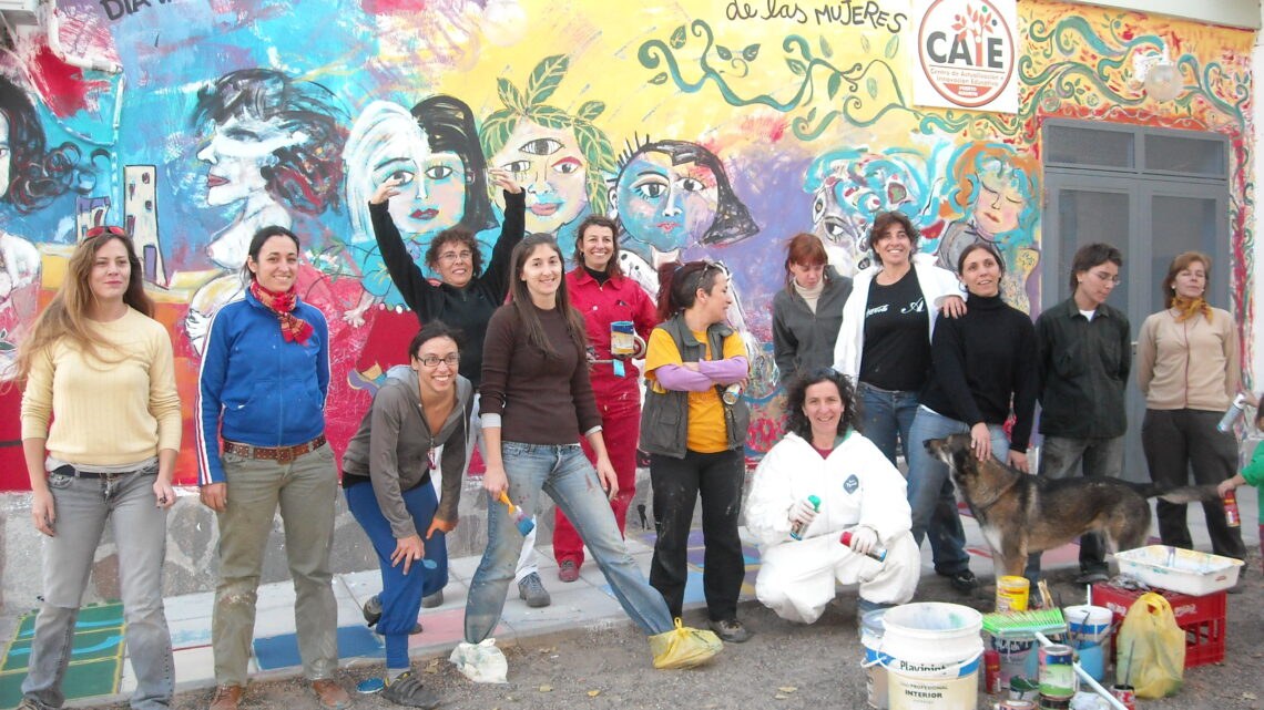 COMUNICAR A TRAVÉS DE LA PARED
