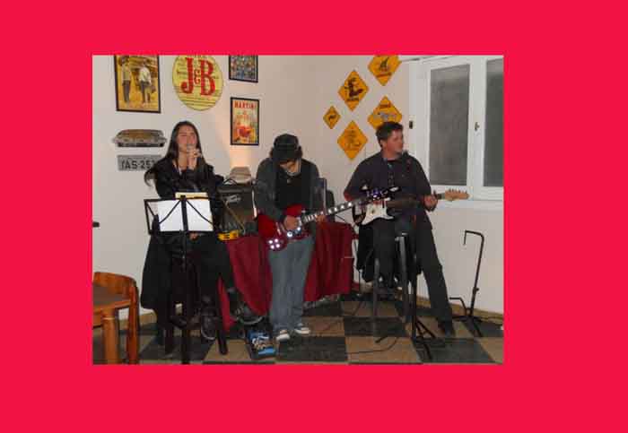 Este sábado, música en vivo en el Urquia