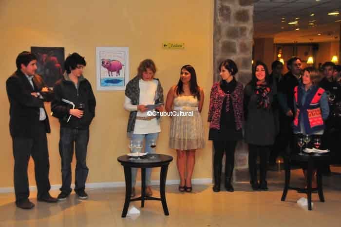 «Profecías inútiles» de un joven y espontáneo artista