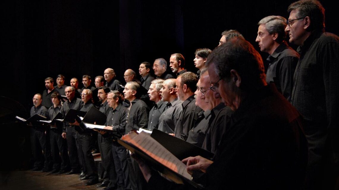 Presentación del Grupo Coral Víctor Volpe