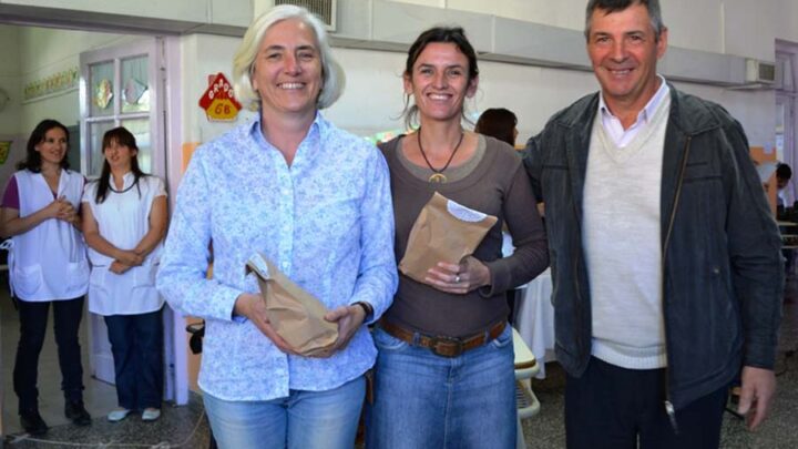 Quedo inaugurada la 7º Feria del Libro «Había una vez» en Trevelin