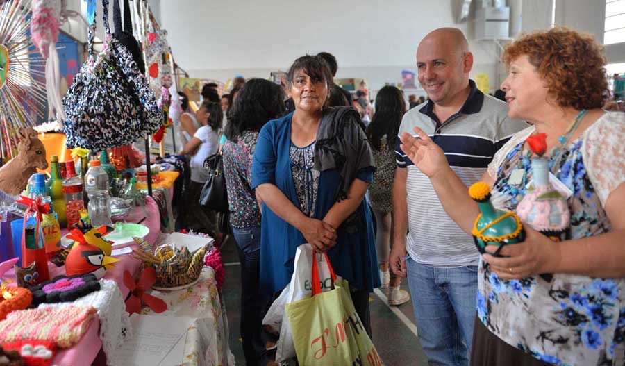 UNA FIESTA PARA FINALIZAR TALLERES CULTURALES DE MADRYN