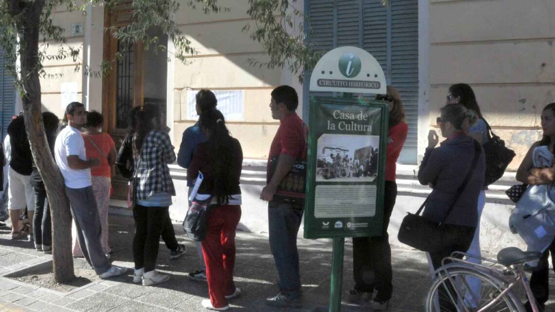 COMENZARON LAS INSCRIPCIONES A LOS TALLERES DE FORMACIÓN ARTÍSTICA Y CULTURAL