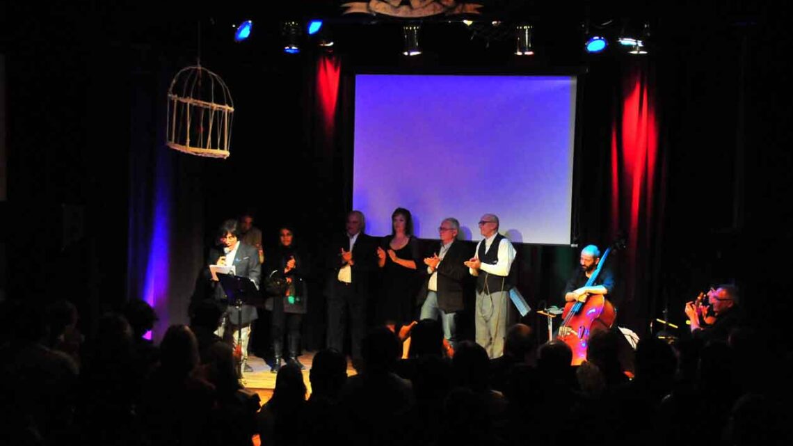 EL TEATRO DEL MUELLE VIBRÓ CON “PAJAROS Y ALMAS “