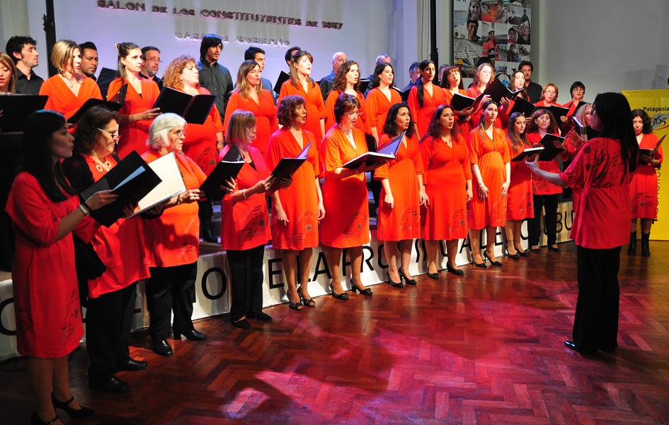 “ FONTANA ABIERTA “ A PURO CORO