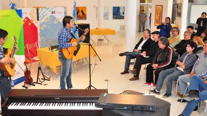 LANZAMIENTO CONVOCATORIA DISCOS CHUBUTENSES 2014