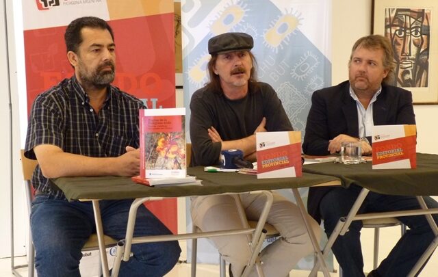 “PLANTAS DE LA PATAGONIA ARIDA “ EDITADO POR EL FONDO EDITORIAL PROVINCIAL