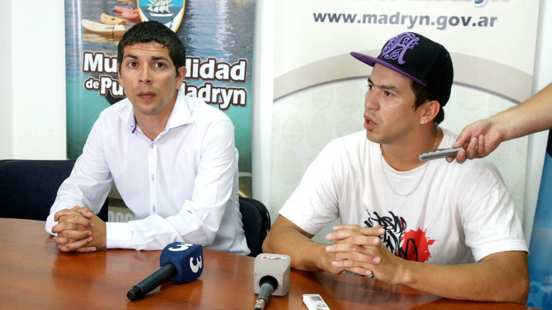 SABADO DE HIP HOP EN EL PARADOR MUNICIPAL