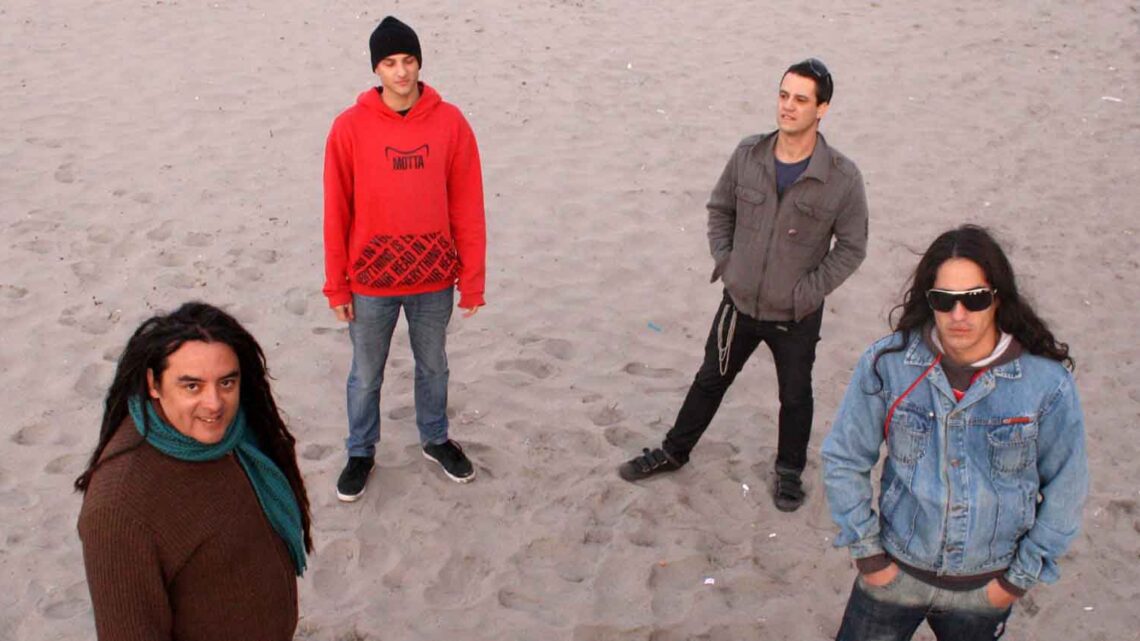 ESTE VIERNES , EVARISTO EN KAHLO BAR