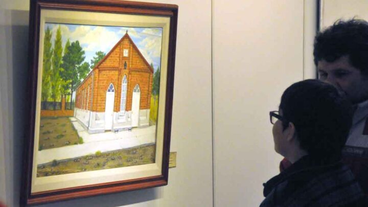 INAUGURÓ MUESTRA DE CAPILLAS GALESAS EN EL MUSEO MUNICIPAL DE ARTE