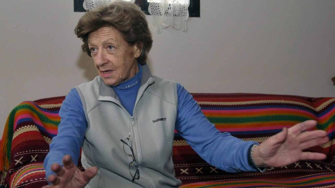 RAQUEL FLIESS EXPONE EN EL HOTEL PENINSULA JUNTO A GARCIA Y YAGUI