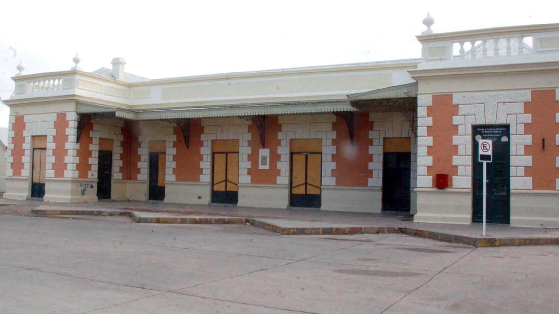 CAFÉ CON HISTORIA EN EL MUSEO HISTORICO «JUAN MEISEN EBENE»