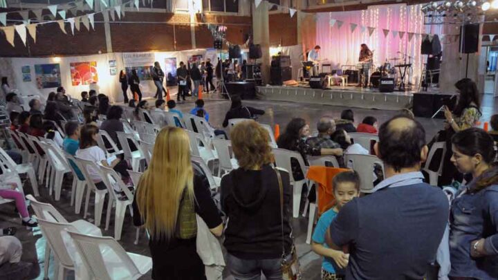 NOTABLE PRESENTACIÓN EN LA NOCHE CULTURAL 2015