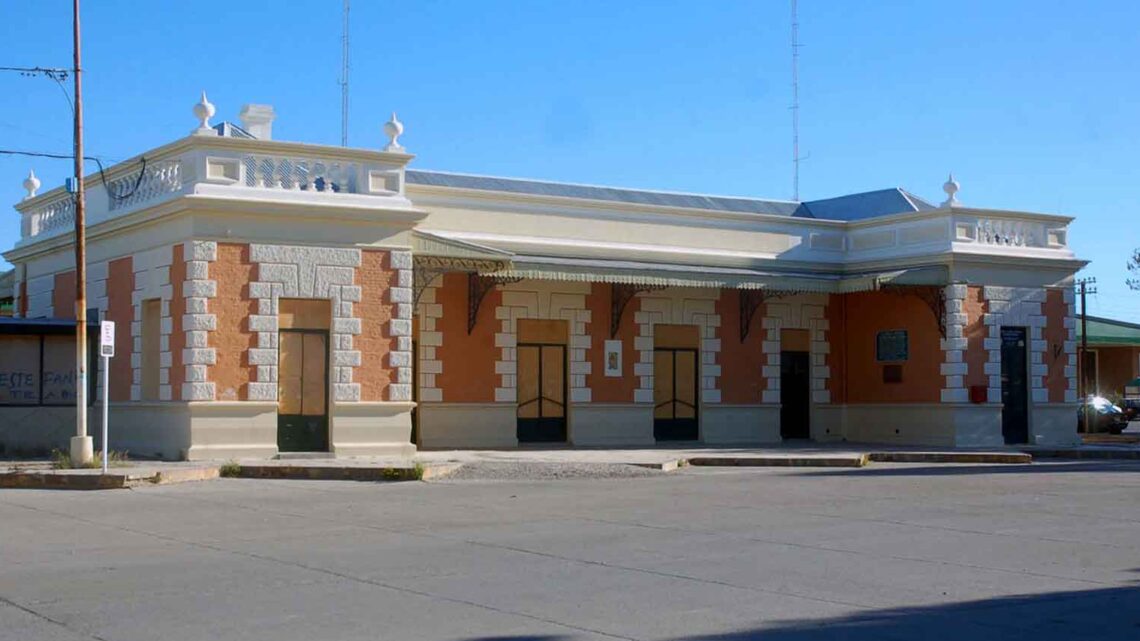 ORÍGENES DEL TEATRO EN PUERTO MADRYN
