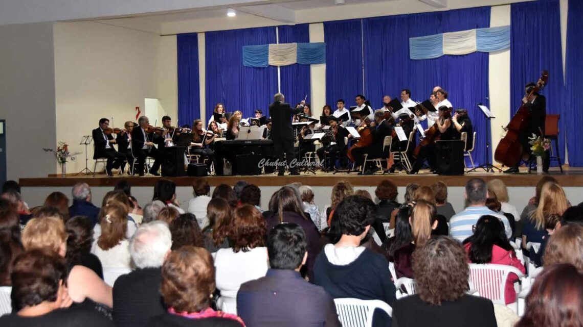 PASO “EN CANTO” DE LA ORQUESTA DE CUERDAS NORBERTO GARCIA