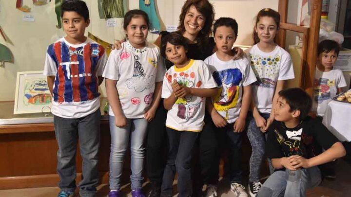 “PEQUEÑOS POETAS DEL COLOR “ INAUGURÓ EN EL PORTAL DE MADRYN