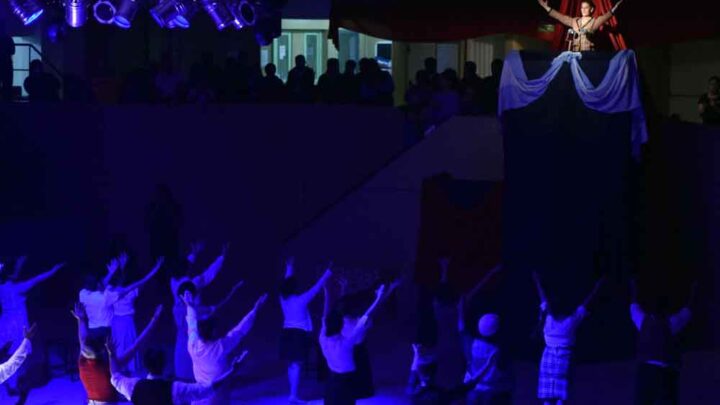 “AGITANDO PAÑUELOS “CUMPLIÓ 19 AÑOS A PURA DANZA Y MUSICA (SABADO)