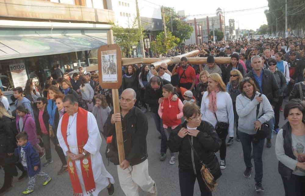 SE SUSPENDEN LA FERIA DE PESCADORES ARTESANALES Y EL VÍA CRUCIS SUBMARINO