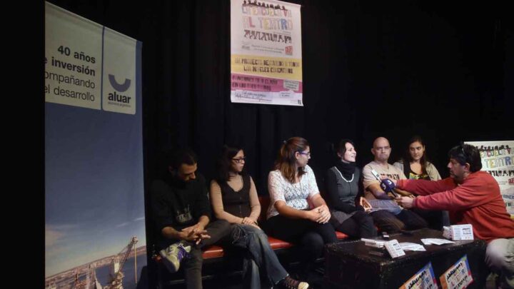 “LA ESCUELA VA AL TEATRO 2016”