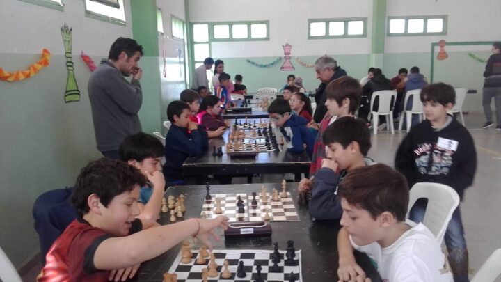EXITOSO FESTIVAL DE AJEDREZ