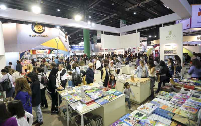LA 43ª FERIA INTERNACIONAL DEL LIBRO ARRANCÓ CON VARIAS NOVEDADES