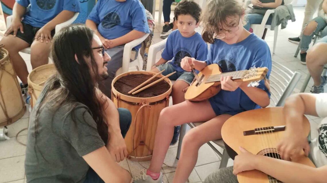 LA ORQUESTA YAYAU REALIZÓ CLÍNICAS EN LA CASA DE LA CULTURA