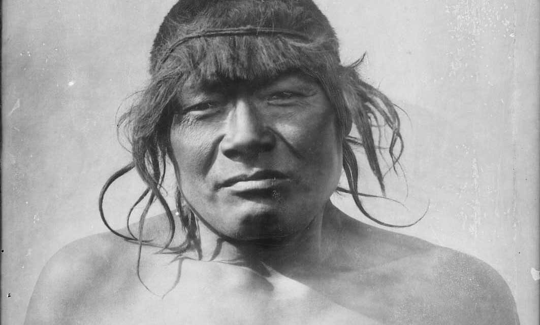 SE INAUGURA LA MUESTRA “PUEBLOS ORIGINARIOS. DOS MIRADAS”