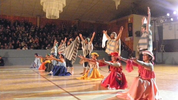 Festejando «15 años de mágica esencia»