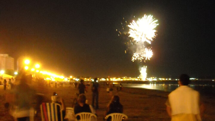 El Muelle Piedrabuena cumplió 102 años a toda luz