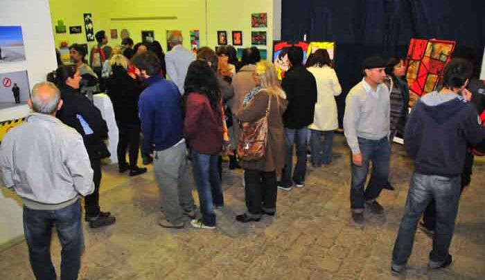 TERMINANDO CICLOS: VERANO PLANETA, GALLERY NIGTH