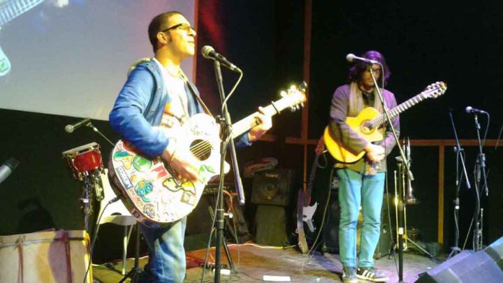 EXITOSA PRESENTACION Y TALLER DE ALEJO GARCIA Y OMAR CAMINO EN MADRYN