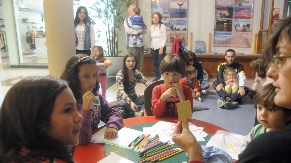 CUENTERETAS EN EL PORTAL DE MADRYN