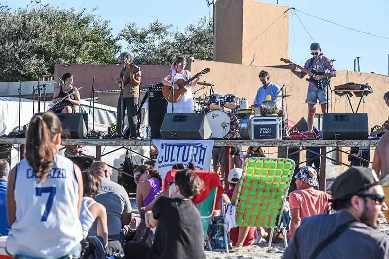 CONTINÚA EL ARENA ROCK ESTE DOMINGO 5 DE FEBRERO 